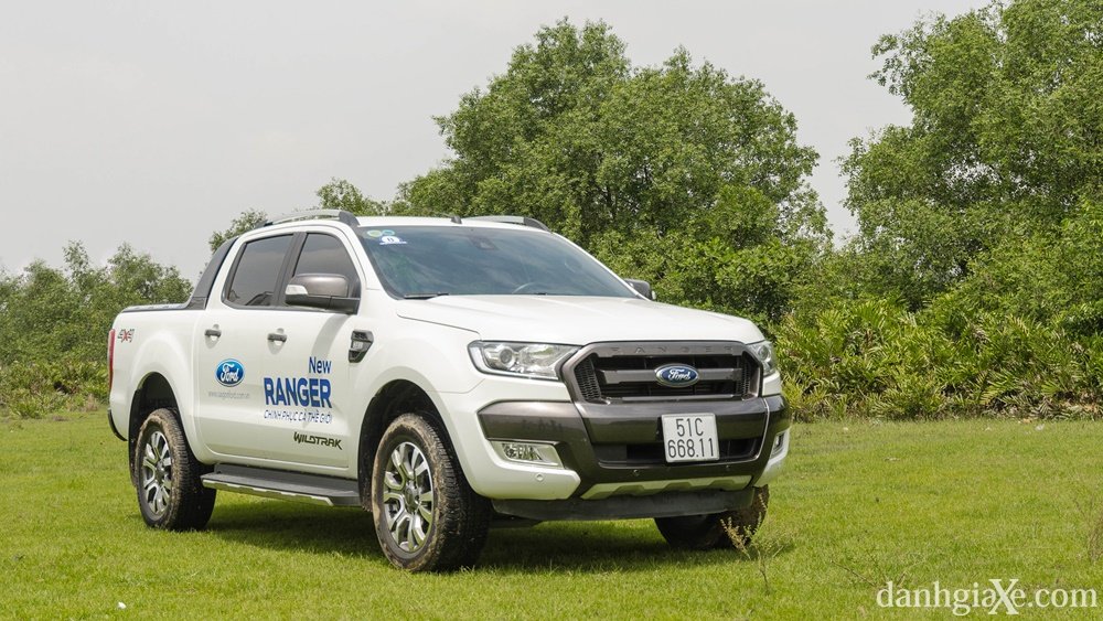 Tham khảo ngay giá xe Ford Ranger bán tải đời 2016 mới nhất