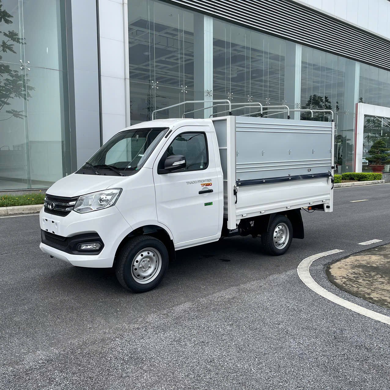 Xe Tải Thaco 750kg Giá Mới Nhất Năm Nay Là Bao Nhiêu? Tư Vấn Giá