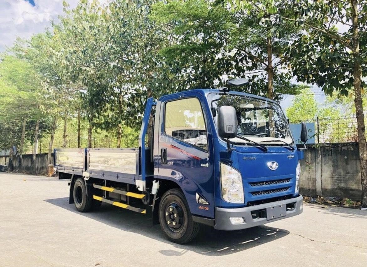 Dịch vụ thuê xe tải chở hàng TPHCM giá rẻ, đặt xe nhanh trong ngày