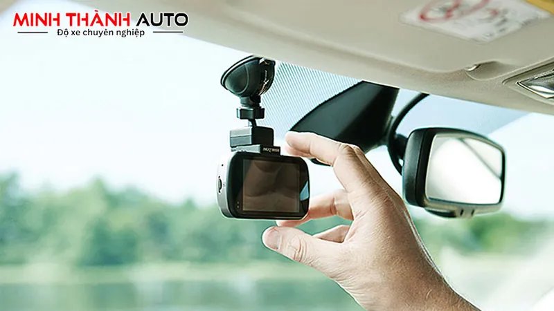 Lắp Đặt Camera Giám Sát Hành Trình Xe Tải Từ A Đến Z Dễ Hiểu