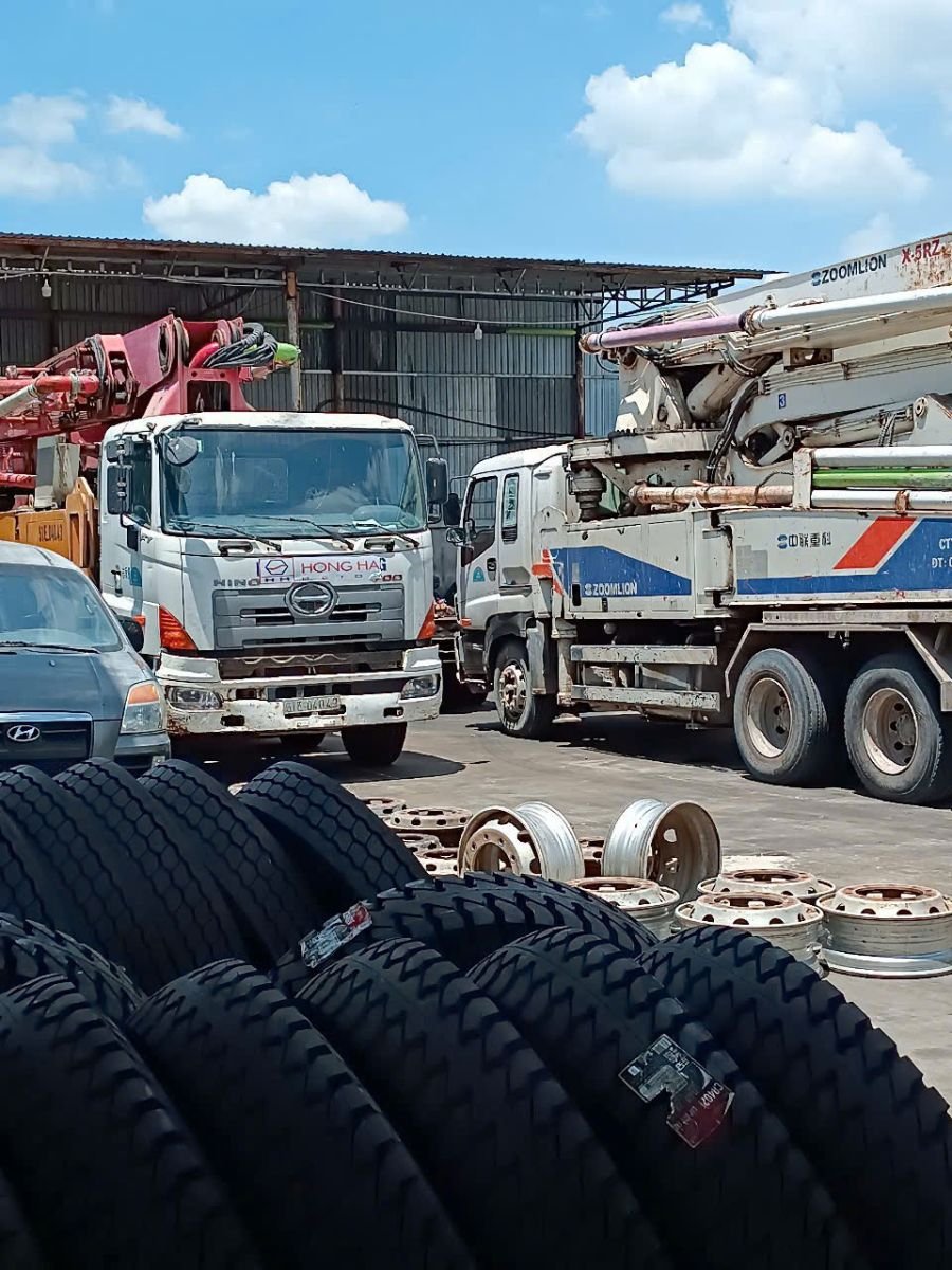 Dịch vụ vá xe tải lưu động uy tín tại chỗ khách hàng cần nhất