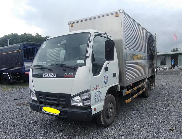Xe Tải Isuzu 2.4 Tấn Cũ Giá Rẻ Đáng Mua Nhất Hiện Nay