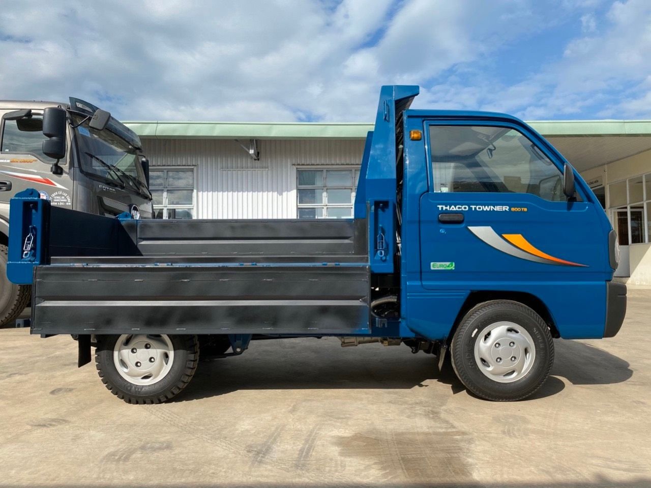 Thaco Towner 750kg giá bao nhiêu Tùy theo máy xe như thế nào ở đâu