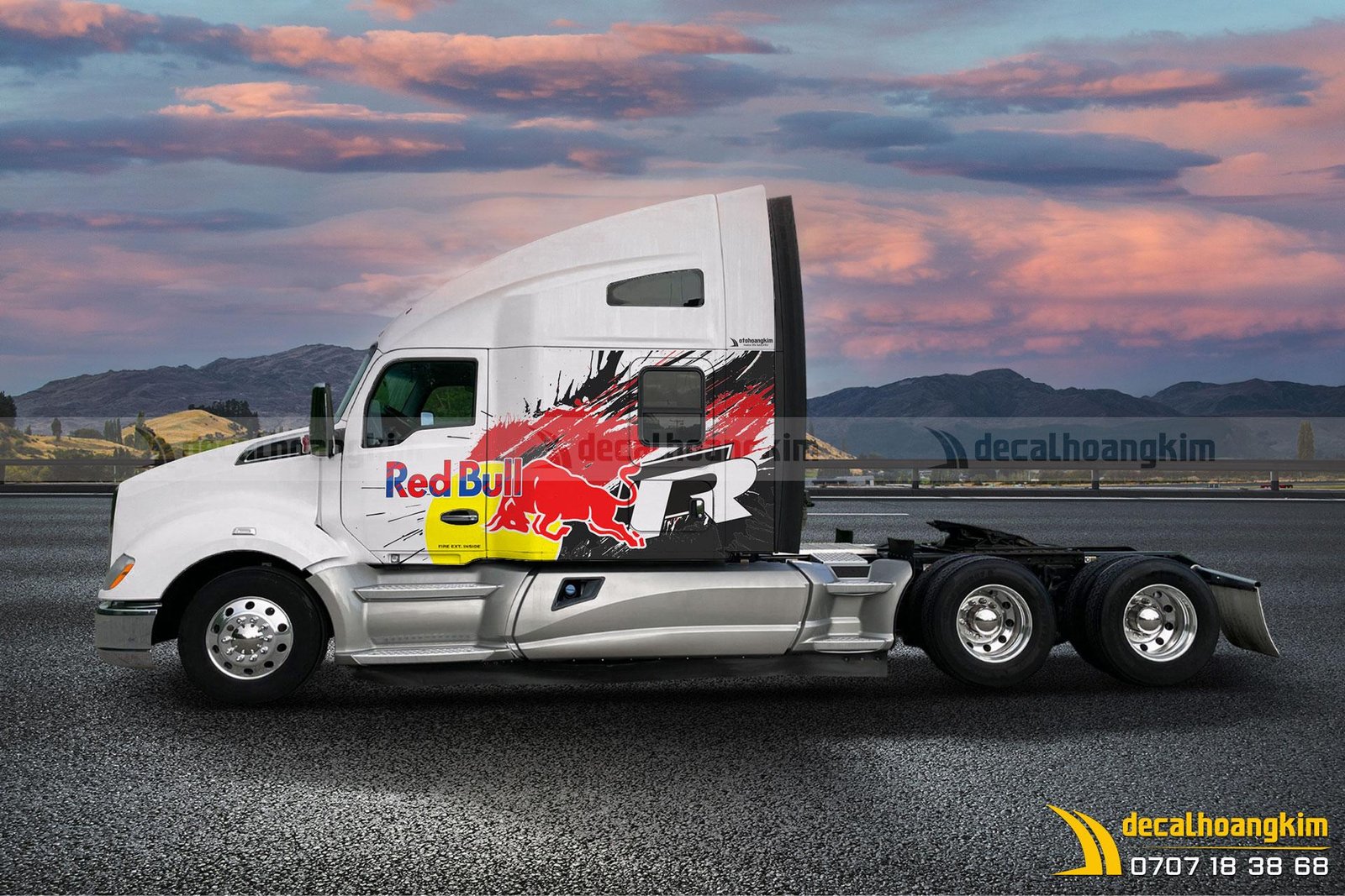 Giá cả decal dán kín xe tải hiện nay và địa chỉ mua uy tín.